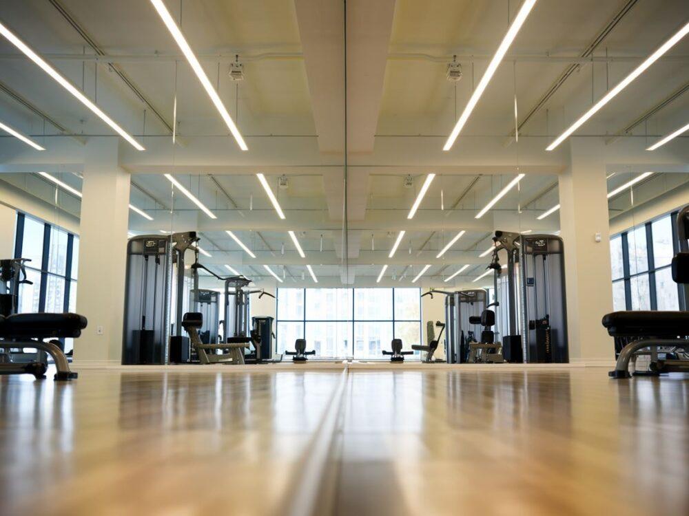 lustro do klubu sportowego