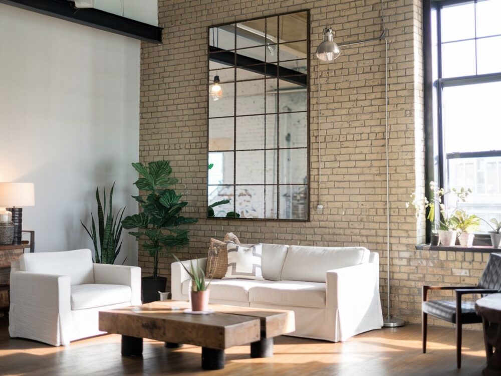 lustro w stylu industrialnym