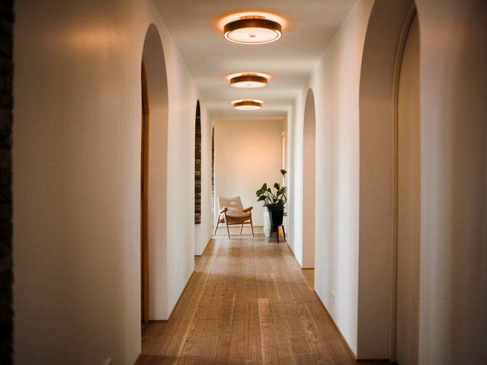 oświetlenie sufitowe przedpokoju